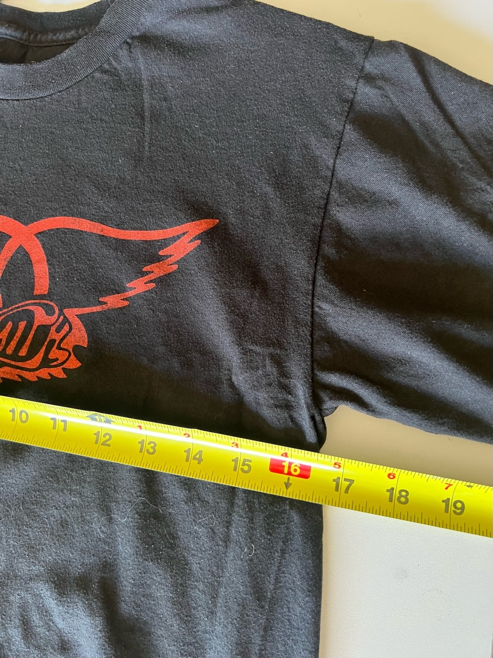 Aerosmith Classic Red Wings Logo Black Rock Tee 2019 size S - Picture 5 of 6